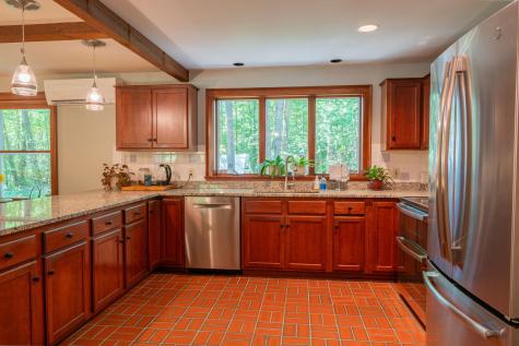 20 Stonecrest Drive Falmouth ME 04105