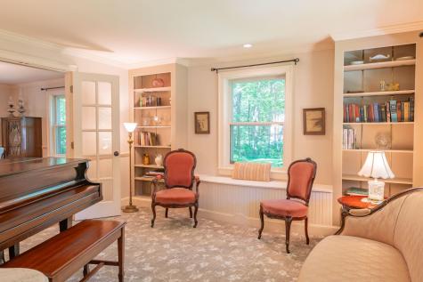 20 Stonecrest Drive Falmouth ME 04105