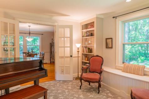 20 Stonecrest Drive Falmouth ME 04105