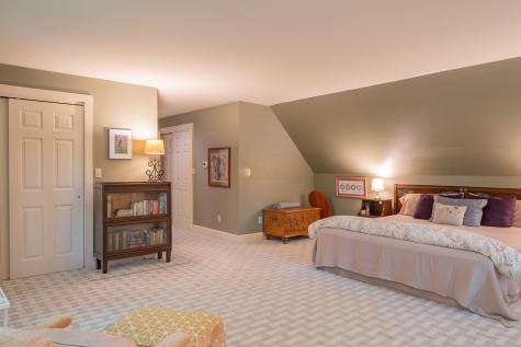 20 Stonecrest Drive Falmouth ME 04105