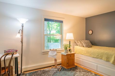 20 Stonecrest Drive Falmouth ME 04105