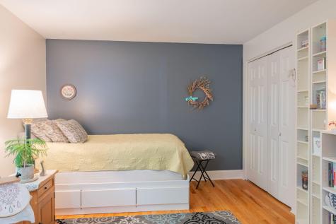 20 Stonecrest Drive Falmouth ME 04105