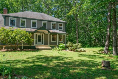 20 Stonecrest Drive Falmouth ME 04105
