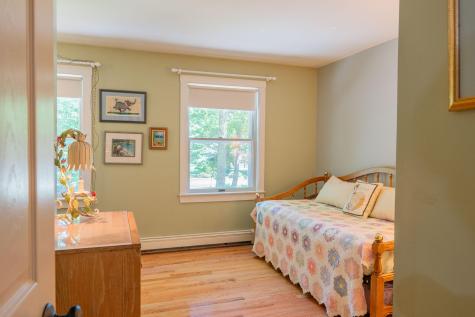 20 Stonecrest Drive Falmouth ME 04105