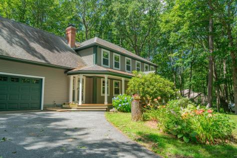 20 Stonecrest Drive Falmouth ME 04105
