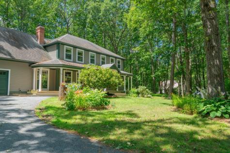 20 Stonecrest Drive Falmouth ME 04105