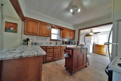 6 Pleasant Court Houlton ME 04730