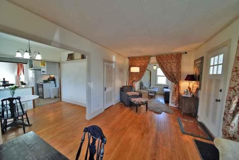6 Pleasant Court Houlton ME 04730