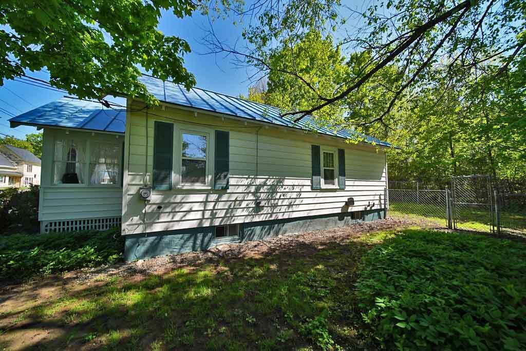 6 Pleasant Court Houlton ME 04730
