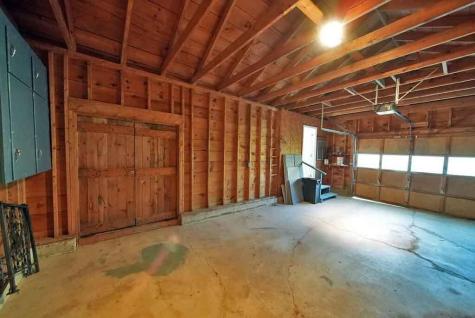 6 Pleasant Court Houlton ME 04730