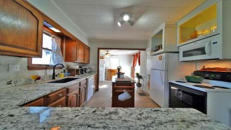 6 Pleasant Court Houlton ME 04730