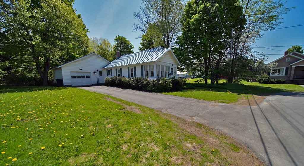 6 Pleasant Court Houlton ME 04730