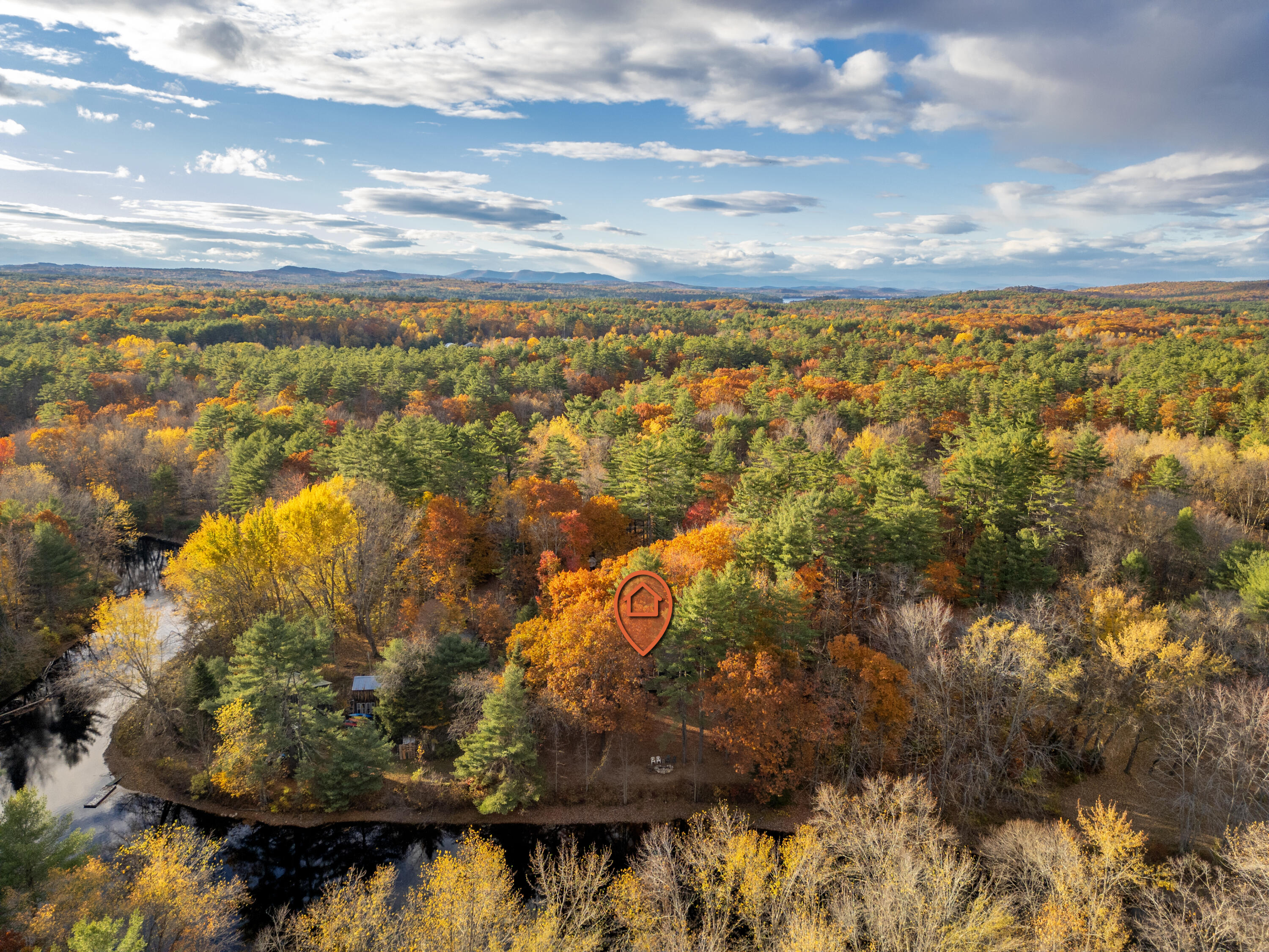 27 Brilliant Way Naples ME 04055