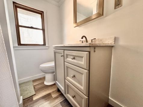 27 Brilliant Way Naples ME 04055