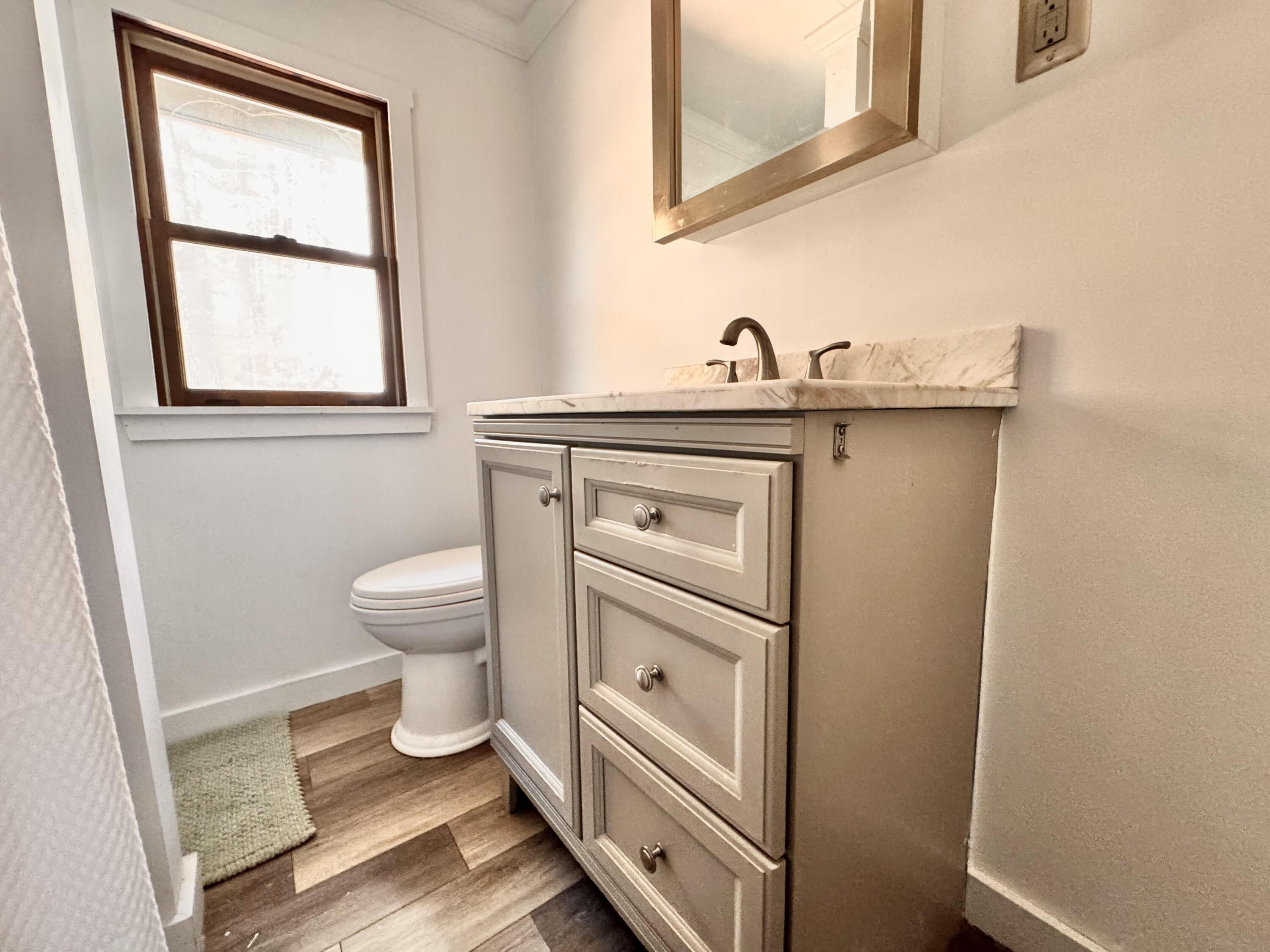 27 Brilliant Way Naples ME 04055