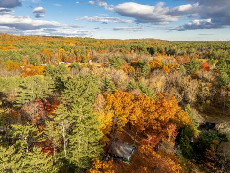 27 Brilliant Way Naples ME 04055