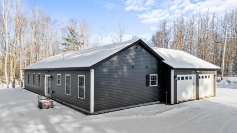 3 Howards Lane Windsor ME 04363