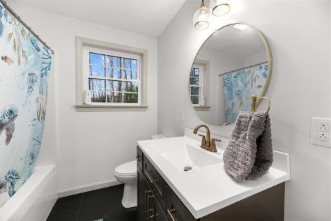 3 Howards Lane Windsor ME 04363