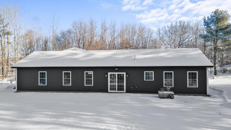 3 Howards Lane Windsor ME 04363