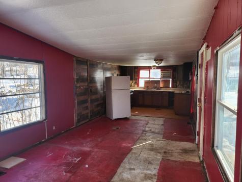 173 Church Dexter ME 04930