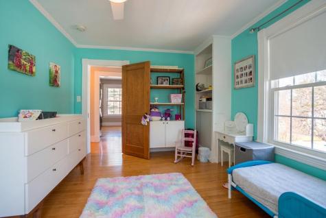 23 Googin Street Lewiston ME 04240