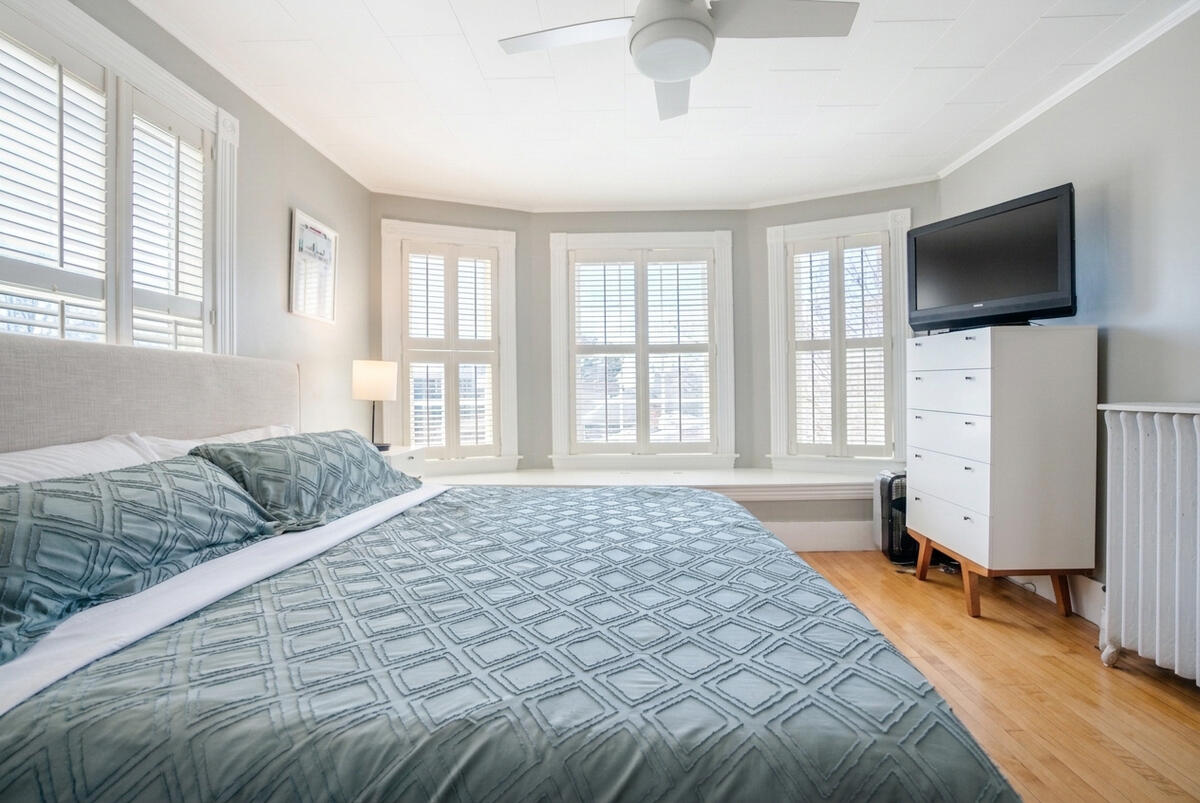 23 Googin Street Lewiston ME 04240