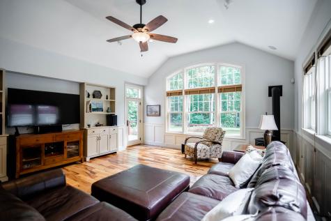 41 Stapleford Drive Falmouth ME 04105