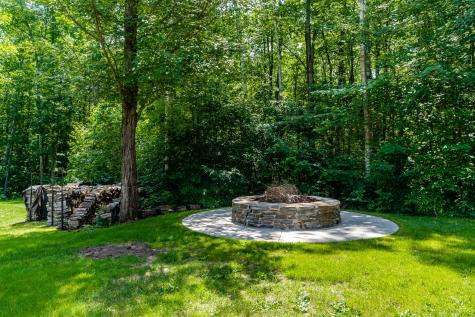 41 Stapleford Drive Falmouth ME 04105