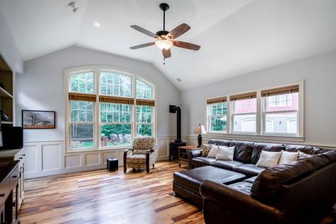 41 Stapleford Drive Falmouth ME 04105