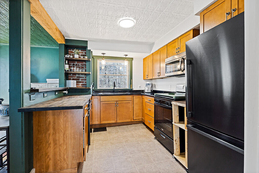 324 Main Street Vassalboro ME 04989