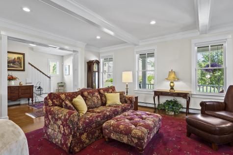 5 Traditional Street Scarborough ME 04074