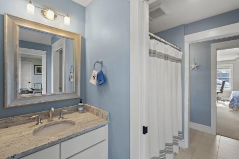 5 Traditional Street Scarborough ME 04074