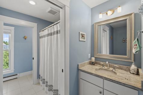 5 Traditional Street Scarborough ME 04074