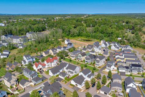 5 Traditional Street Scarborough ME 04074