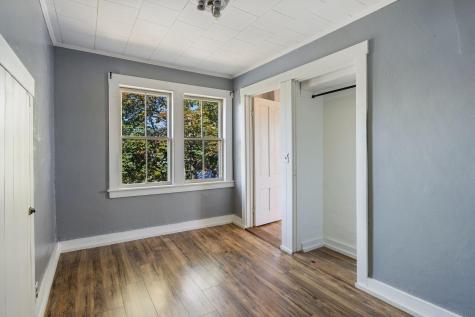 32 Summer Street Porter ME 04068