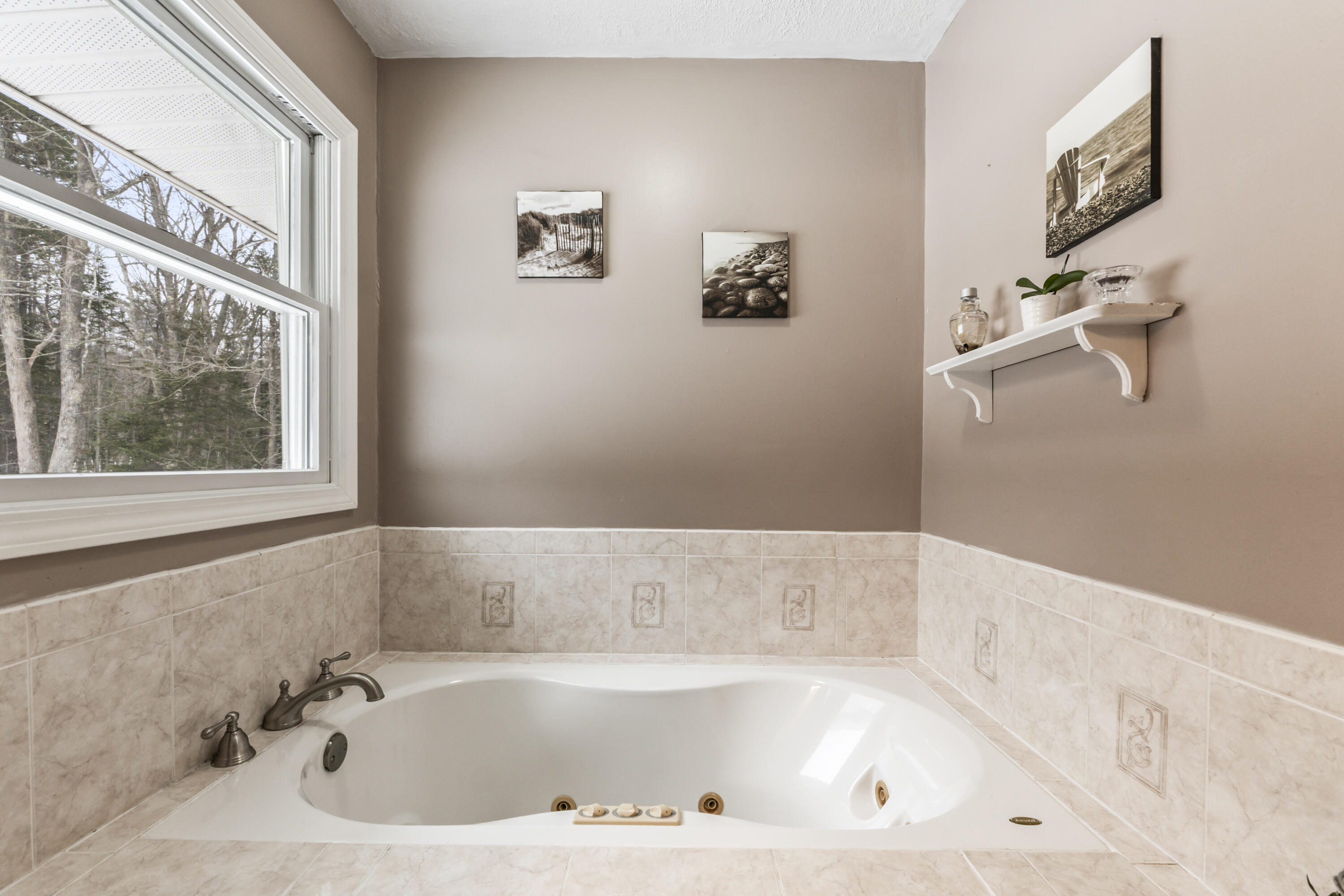 81 Englebrekt Road Edgecomb ME 04556