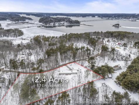 81 Englebrekt Road Edgecomb ME 04556