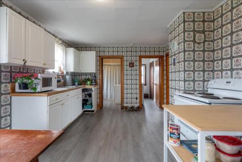 694 Spruce Head Road Saint George ME 04858