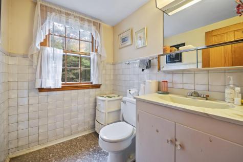 20 Cape Neddick Road York ME 03909