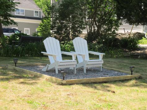 281 York Street York ME 03909