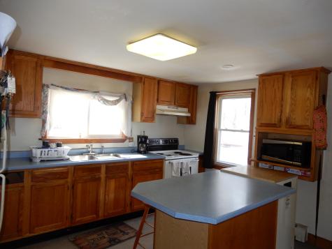 1042 Roosevelt Trail Windham ME 04062
