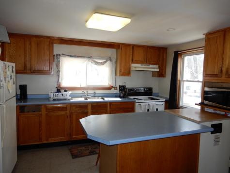 1042 Roosevelt Trail Windham ME 04062