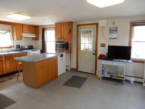1042 Roosevelt Trail Windham ME 04062