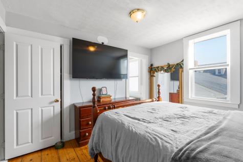 7 Union Street Saco ME 04072