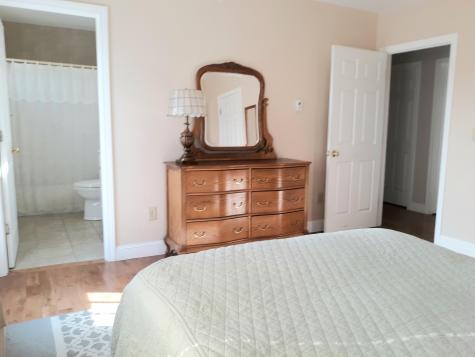 27 Summit Avenue Lewiston ME 04240