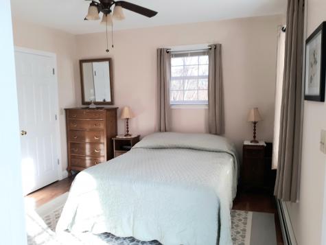 27 Summit Avenue Lewiston ME 04240