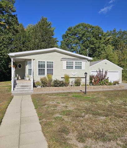 9 Commodore Drive Sanford ME 04073