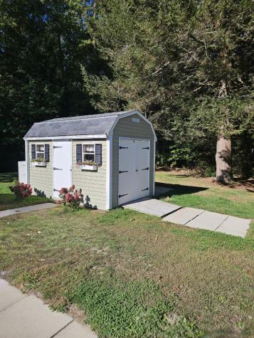 9 Commodore Drive Sanford ME 04073