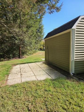 9 Commodore Drive Sanford ME 04073