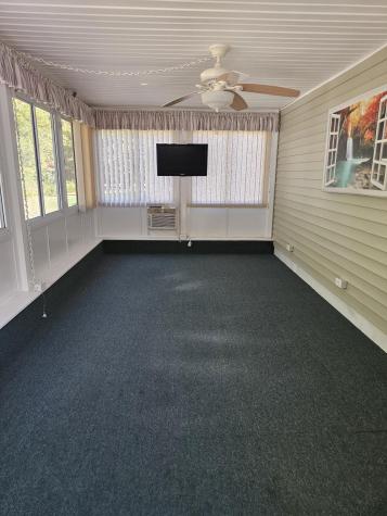 9 Commodore Drive Sanford ME 04073